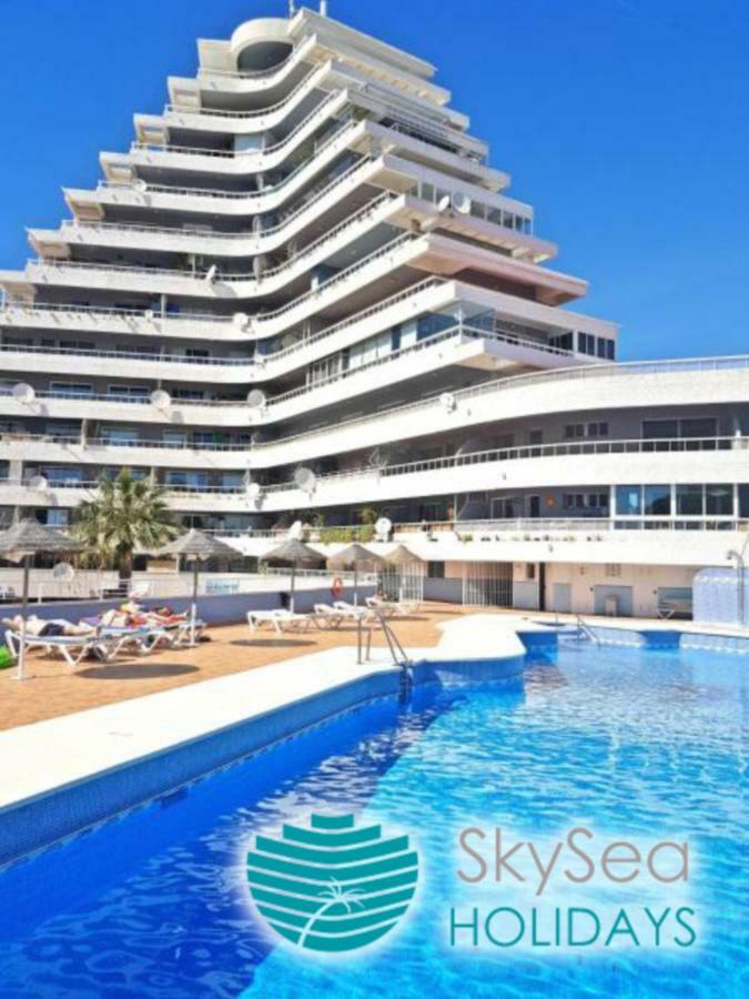 Apartmán Sky Sea Holidays Marina Blue Benalmádena Exteriér fotografie